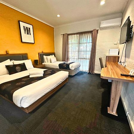 Greensborough Motel Мельбурн Экстерьер фото