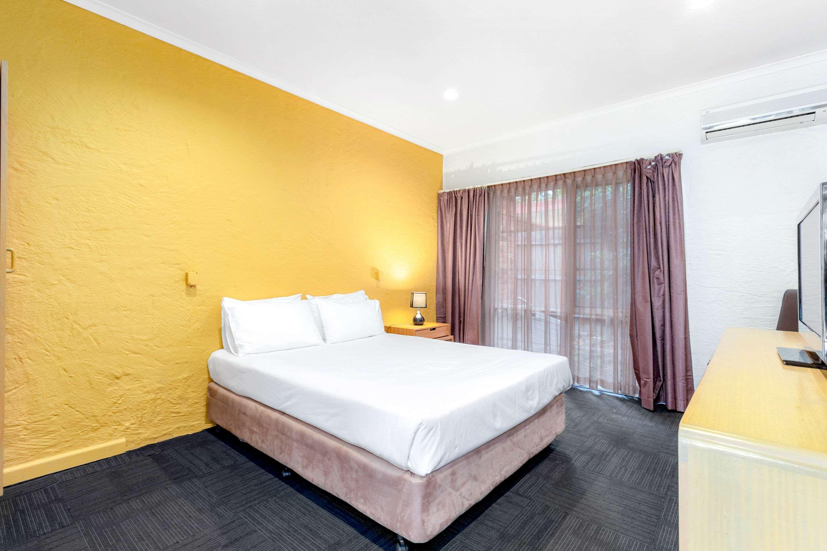 Greensborough Motel Мельбурн Экстерьер фото