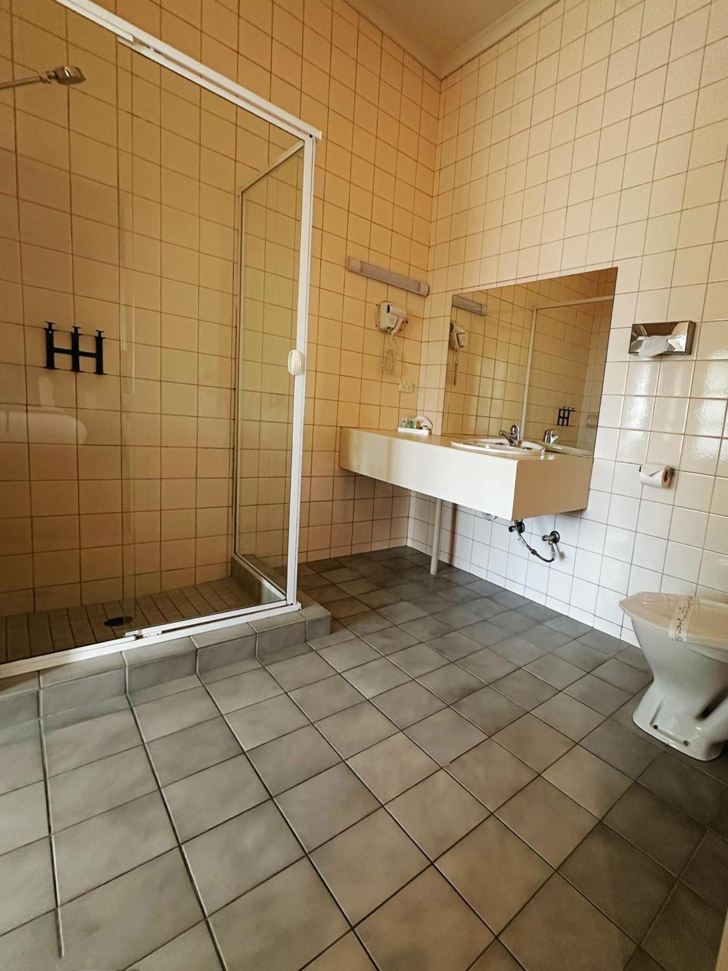 Greensborough Motel Мельбурн Экстерьер фото