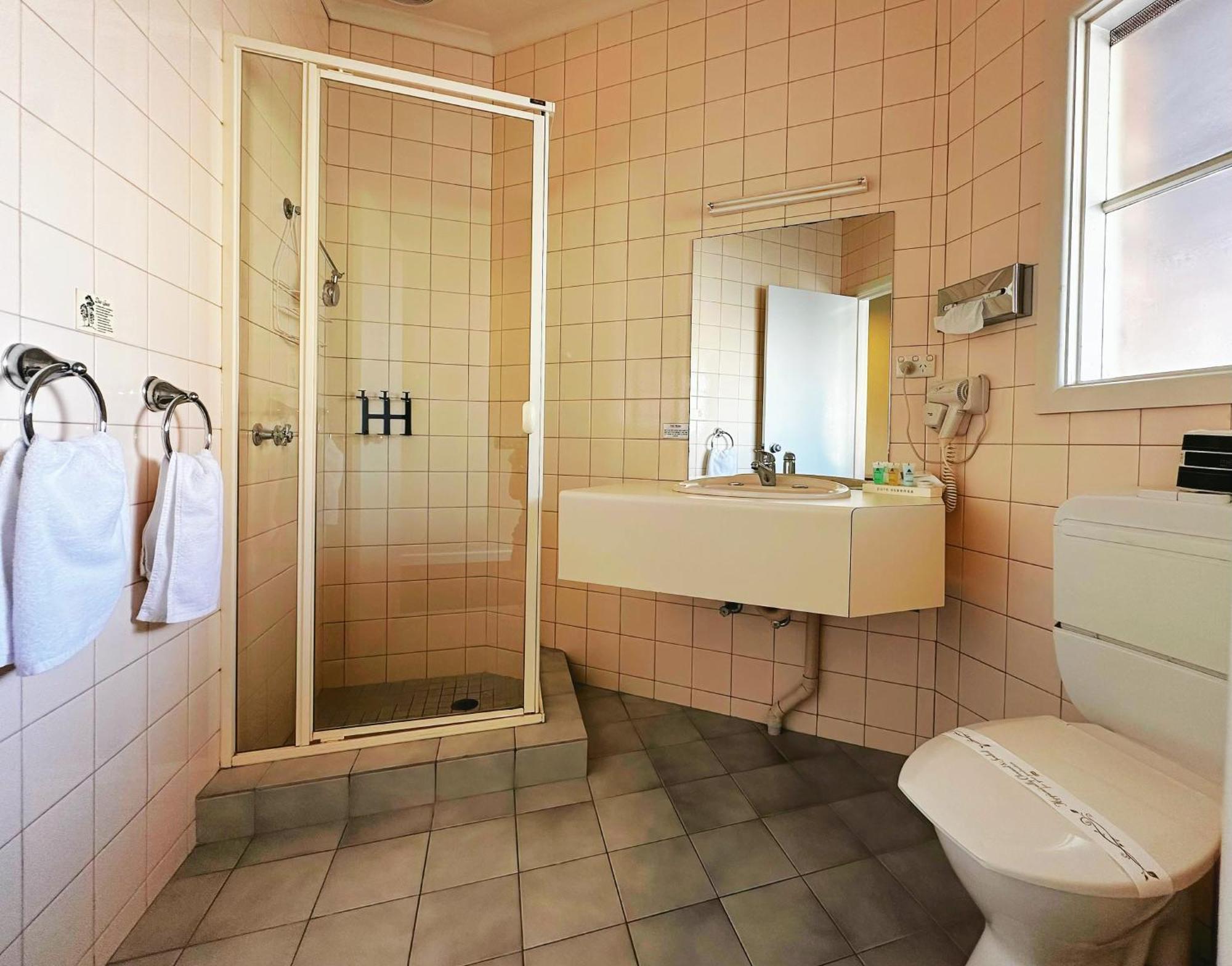 Greensborough Motel Мельбурн Экстерьер фото