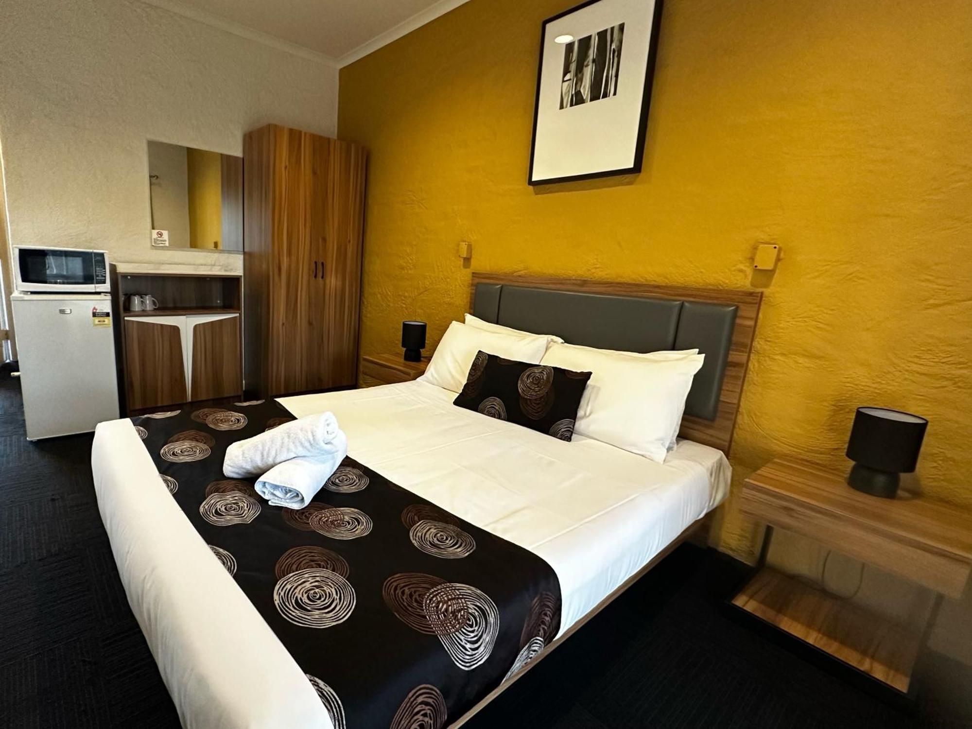 Greensborough Motel Мельбурн Экстерьер фото