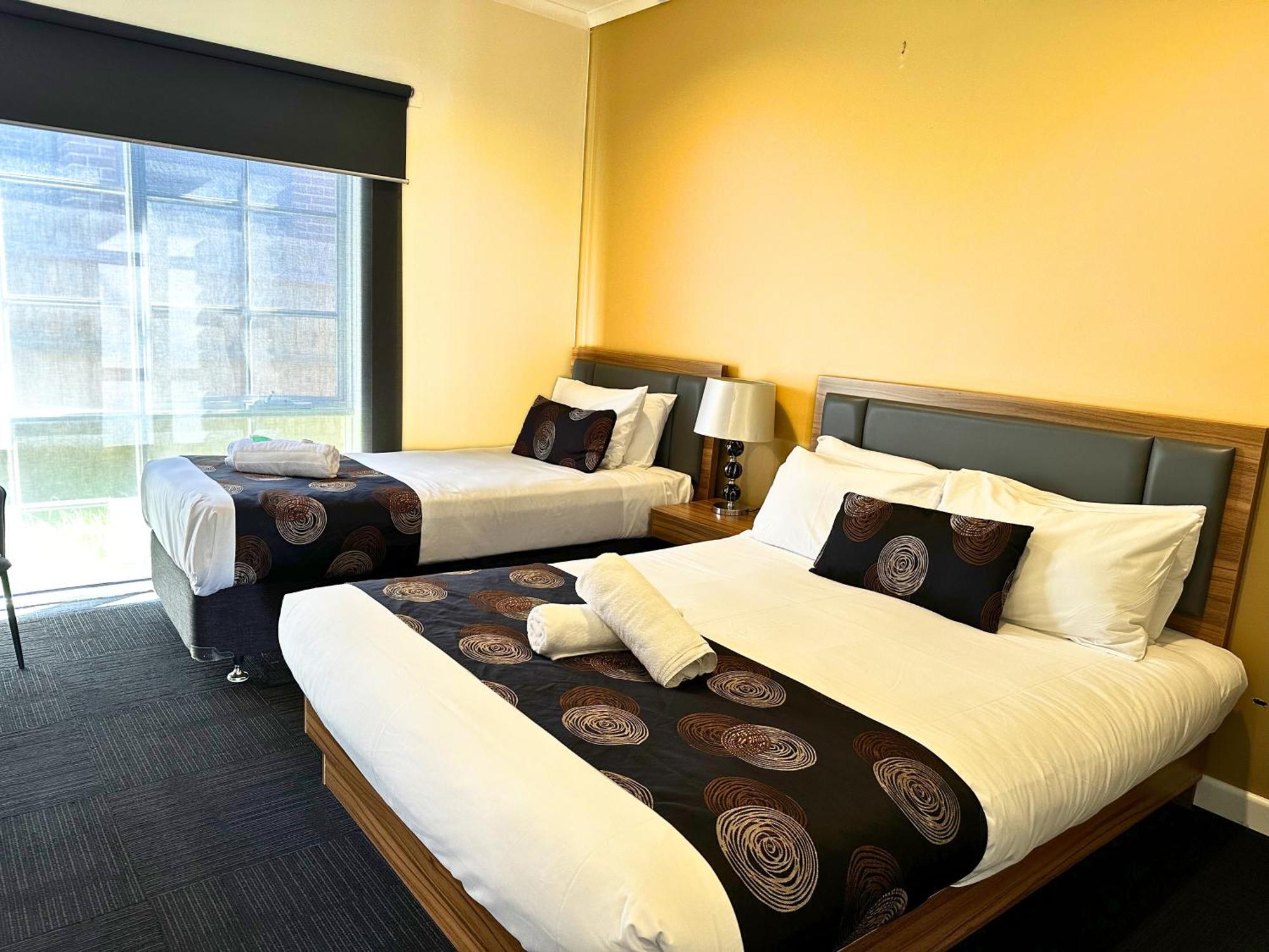 Greensborough Motel Мельбурн Экстерьер фото