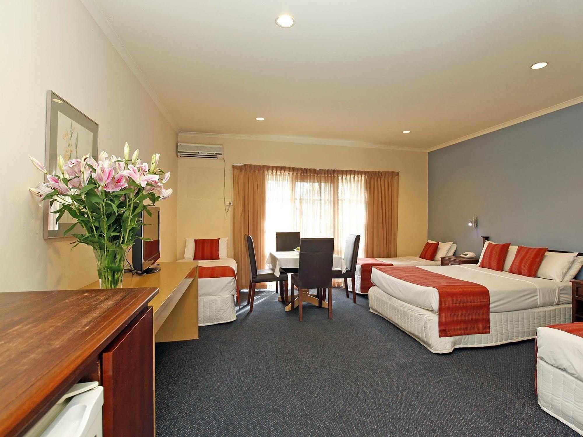 Greensborough Motel Мельбурн Экстерьер фото